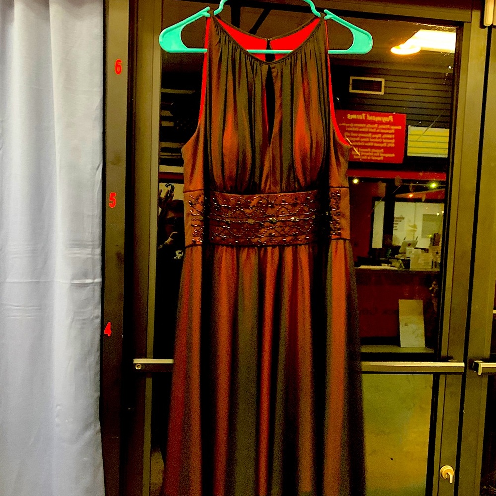 Formal dress or evening dress